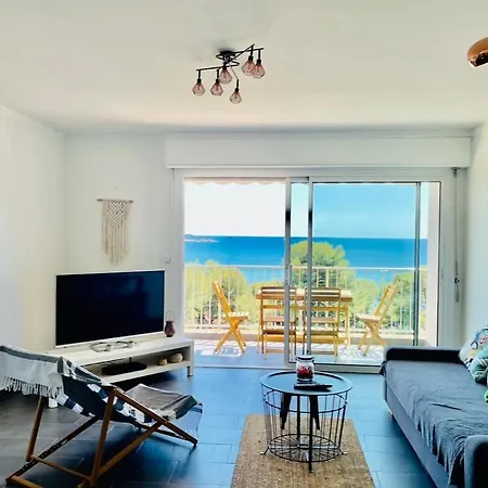 Mango Apartment